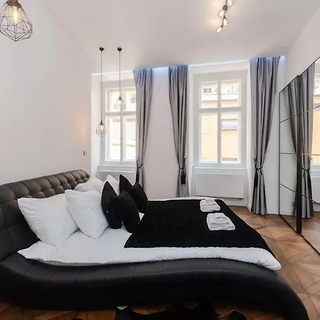 Apartment Arch Iii At Wenceslas